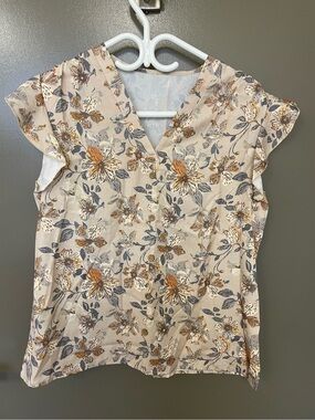 SHEIN Cream Floral V-Neck Flutter Sleeve Blouse